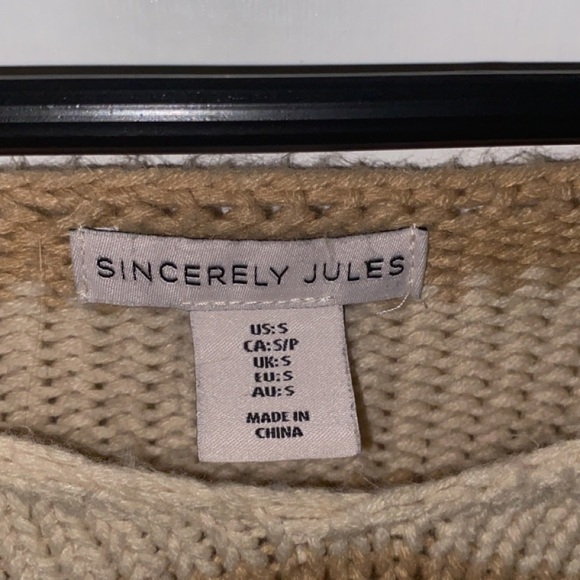 Sincerely Jules size small sweater cropped - Picture 2 of 3
